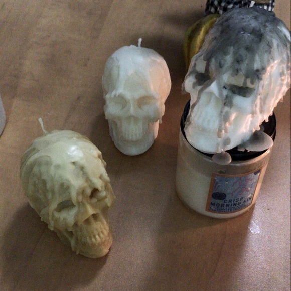 Skull candle - Picture 2 of 2